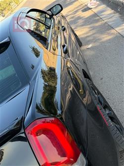 کرایسلەر 300